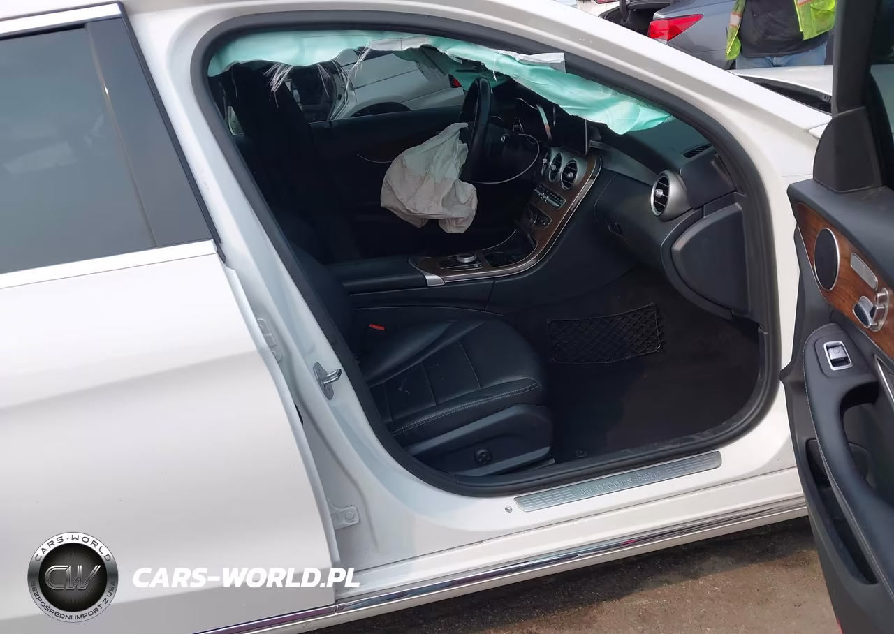 2019 Mercedes-Benz C 300 4Matic VIN:WDDWF8EB0KR512878 - 5