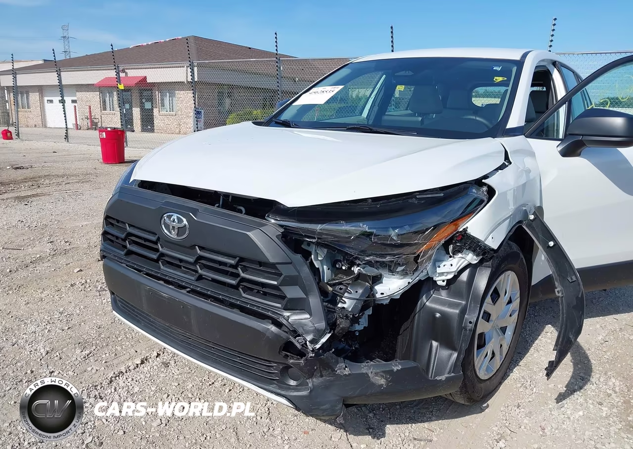 2026 Toyota Corolla Cross L VIN:7MUAAABGXTV151811 - 6