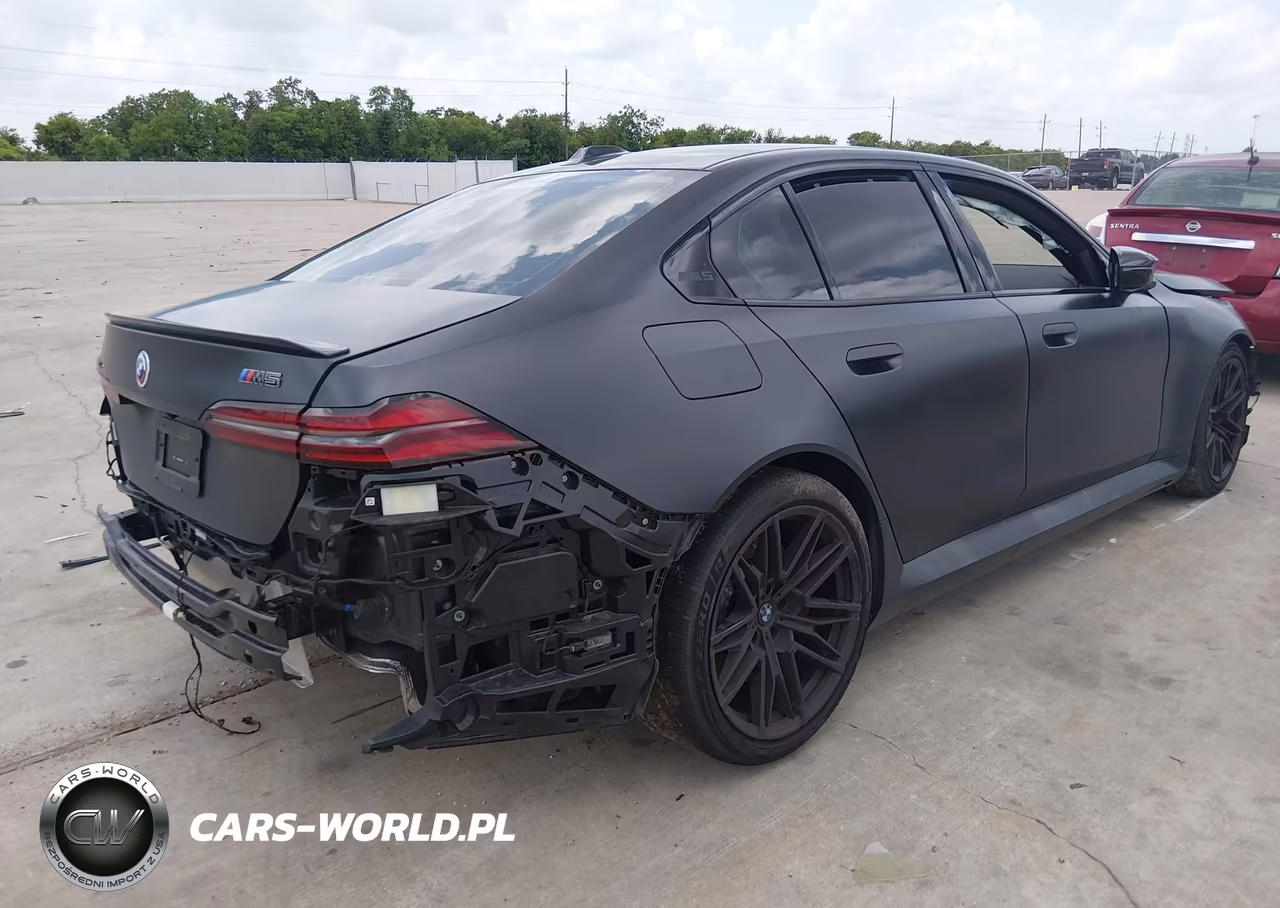 2026 BMW M5 VIN:WBS83FK00TCV72241 - 4