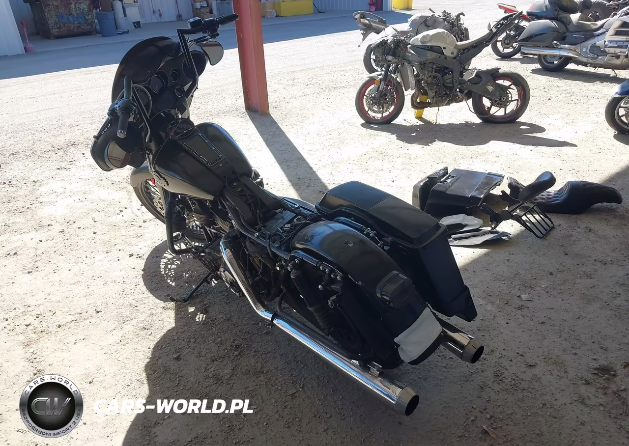 2006 Harley-Davidson Flhtcui VIN:1HD1FCW116Y634897 - 3