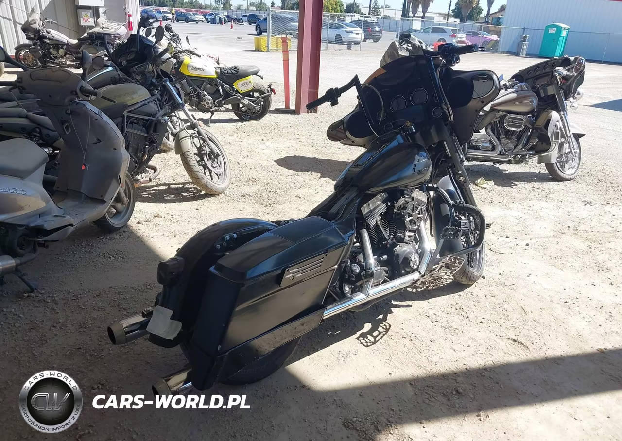 2006 Harley-Davidson Flhtcui VIN:1HD1FCW116Y634897 - 4