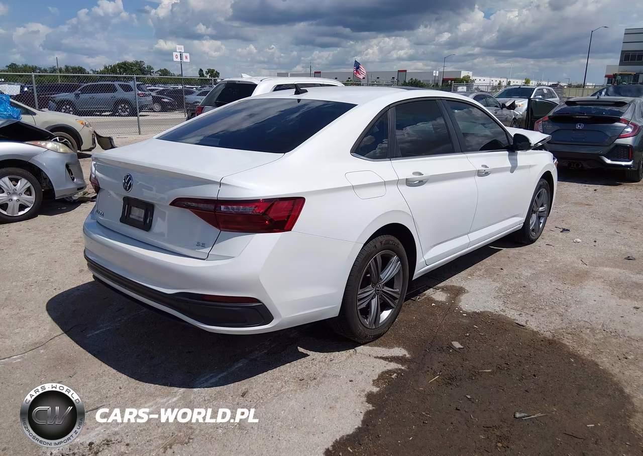 2024 Volkswagen Jetta 1.5T Se VIN:3VW7M7BU8RM073684 - 4