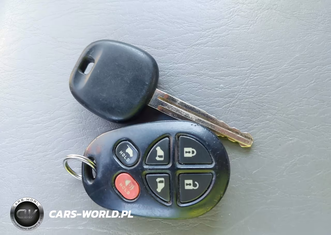 2009 Toyota Sienna Xle VIN:5TDBK22C69S027588 - 11