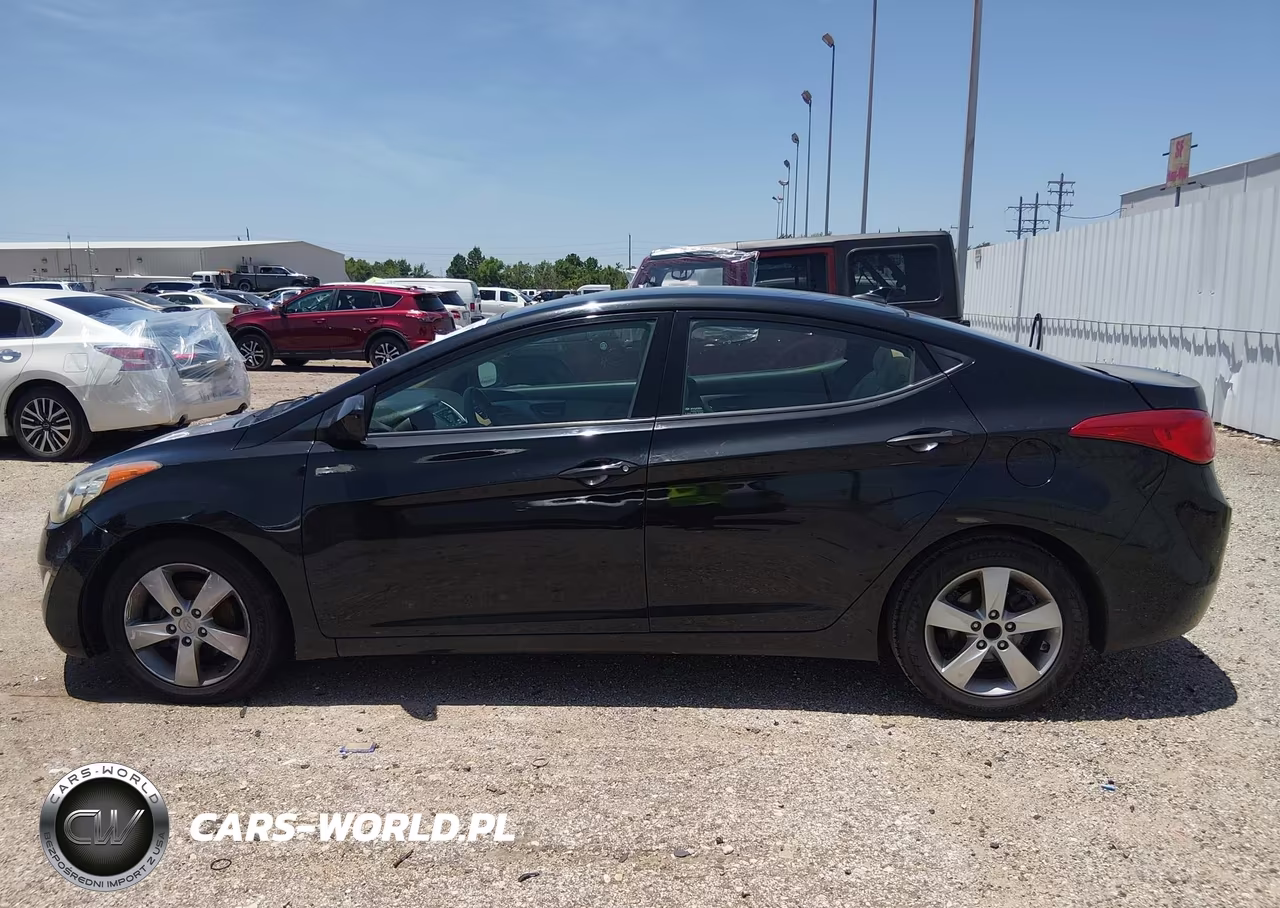 2013 Hyundai Elantra Gls VIN:5NPDH4AE2DH375408 - 14