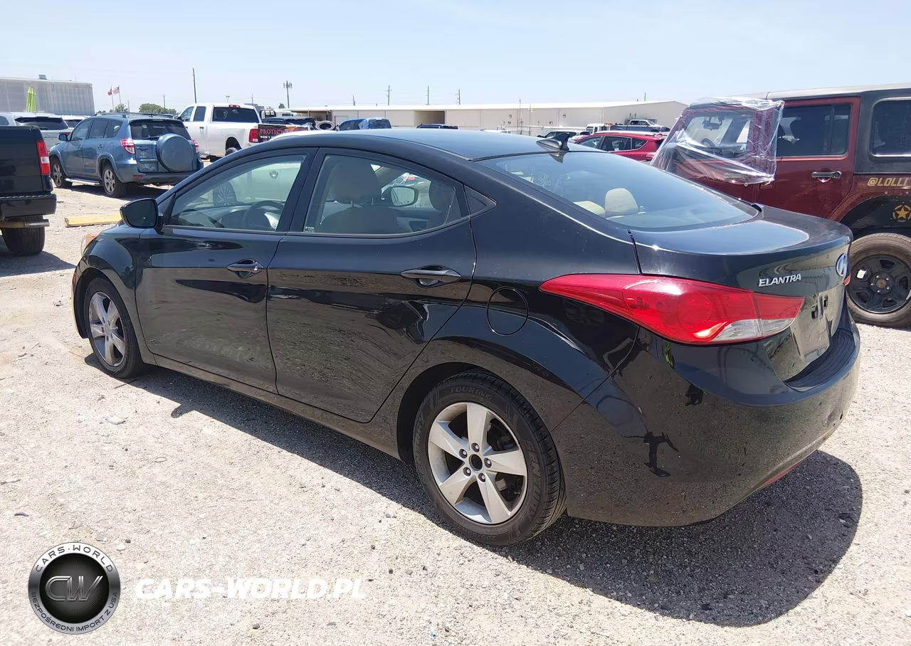 2013 Hyundai Elantra Gls VIN:5NPDH4AE2DH375408 - 3