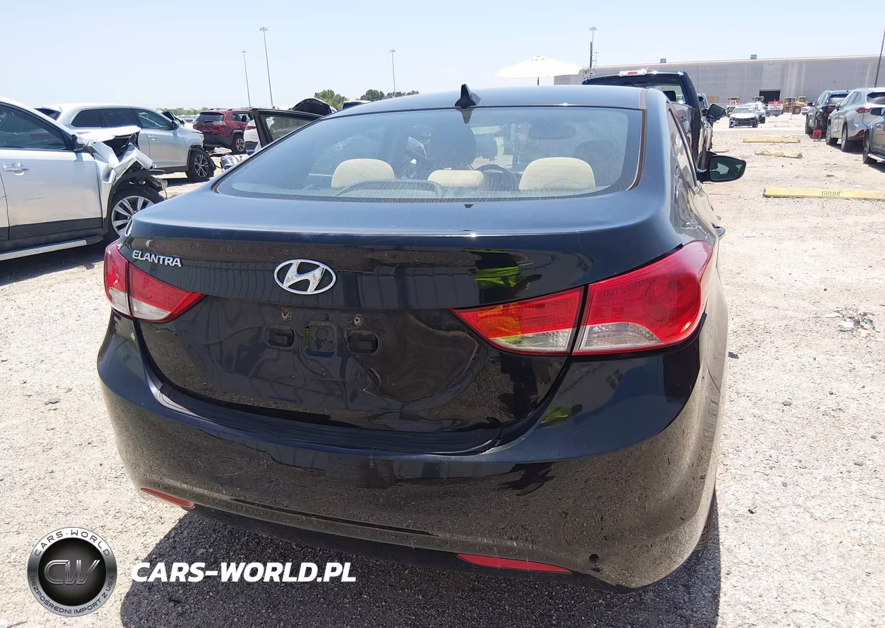 2013 Hyundai Elantra Gls VIN:5NPDH4AE2DH375408 - 6