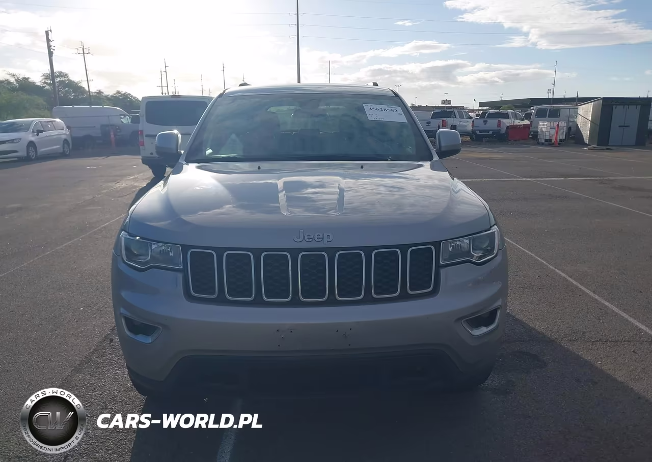 2018 Jeep Grand Cherokee Laredo E 4X4 VIN:1C4RJFAG4JC452598 - 16