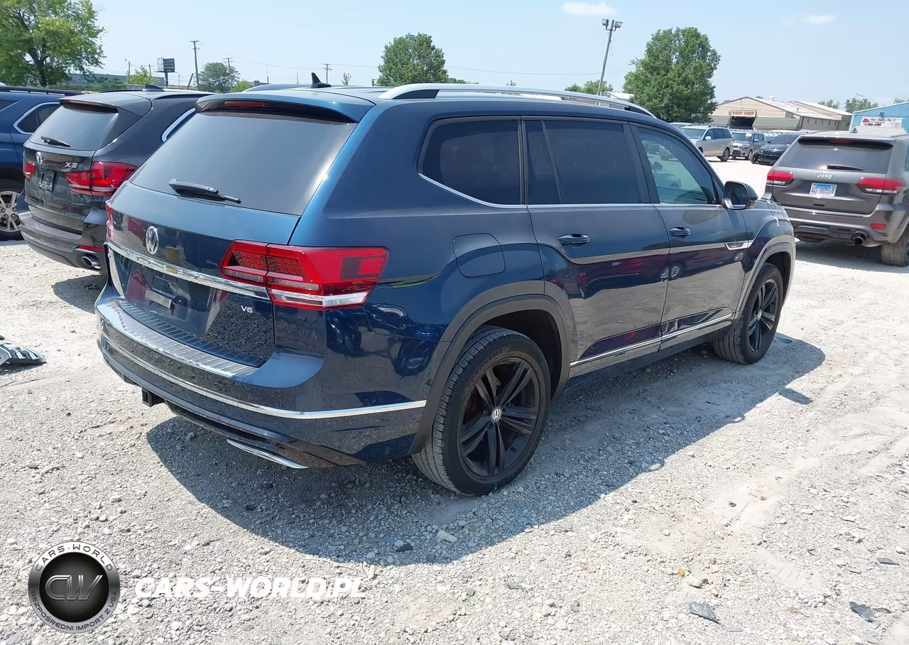 2019 Volkswagen Atlas 3.6L V6 Sel R-Line VIN:1V2SR2CA0KC603500 - 4
