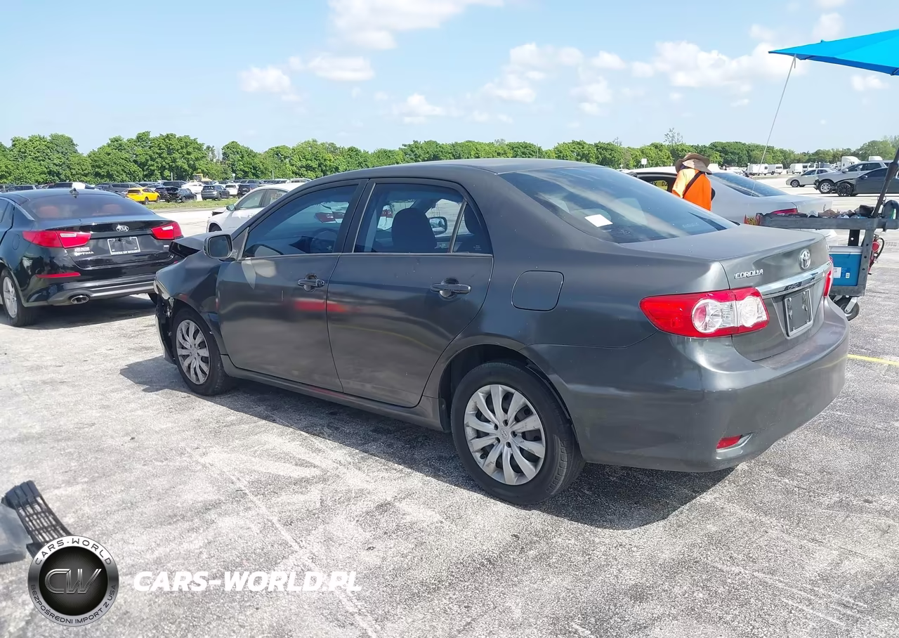 2012 Toyota Corolla Le VIN:2T1BU4EE4CC844545 - 3