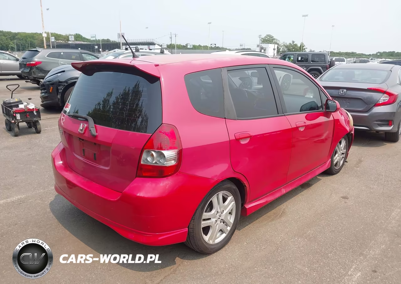 2007 Honda Fit Sport VIN:JHMGD386X7S024607 - 4