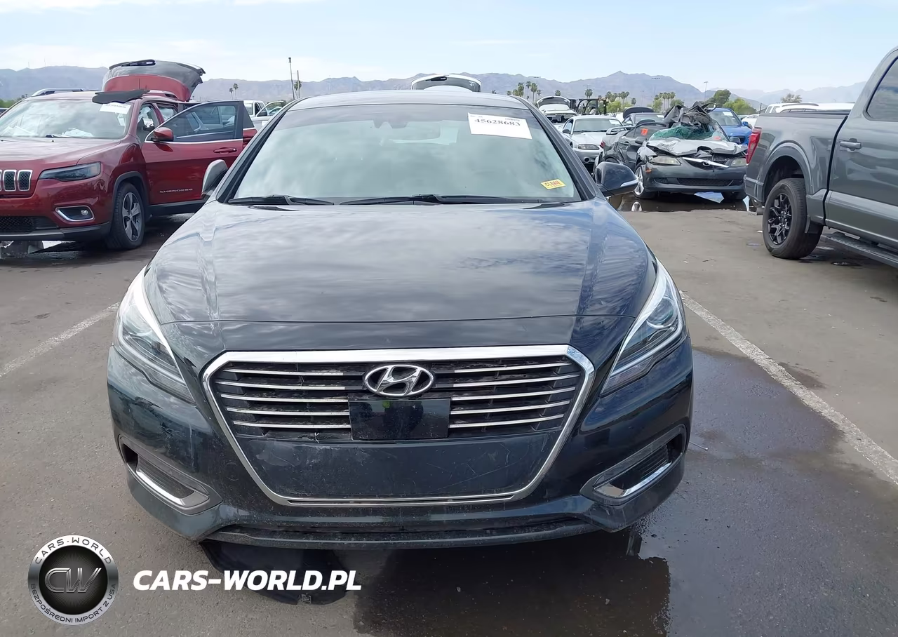 2017 Hyundai Sonata Plug-In Hybrid Limited VIN:KMHE54L28HA071251 - 12