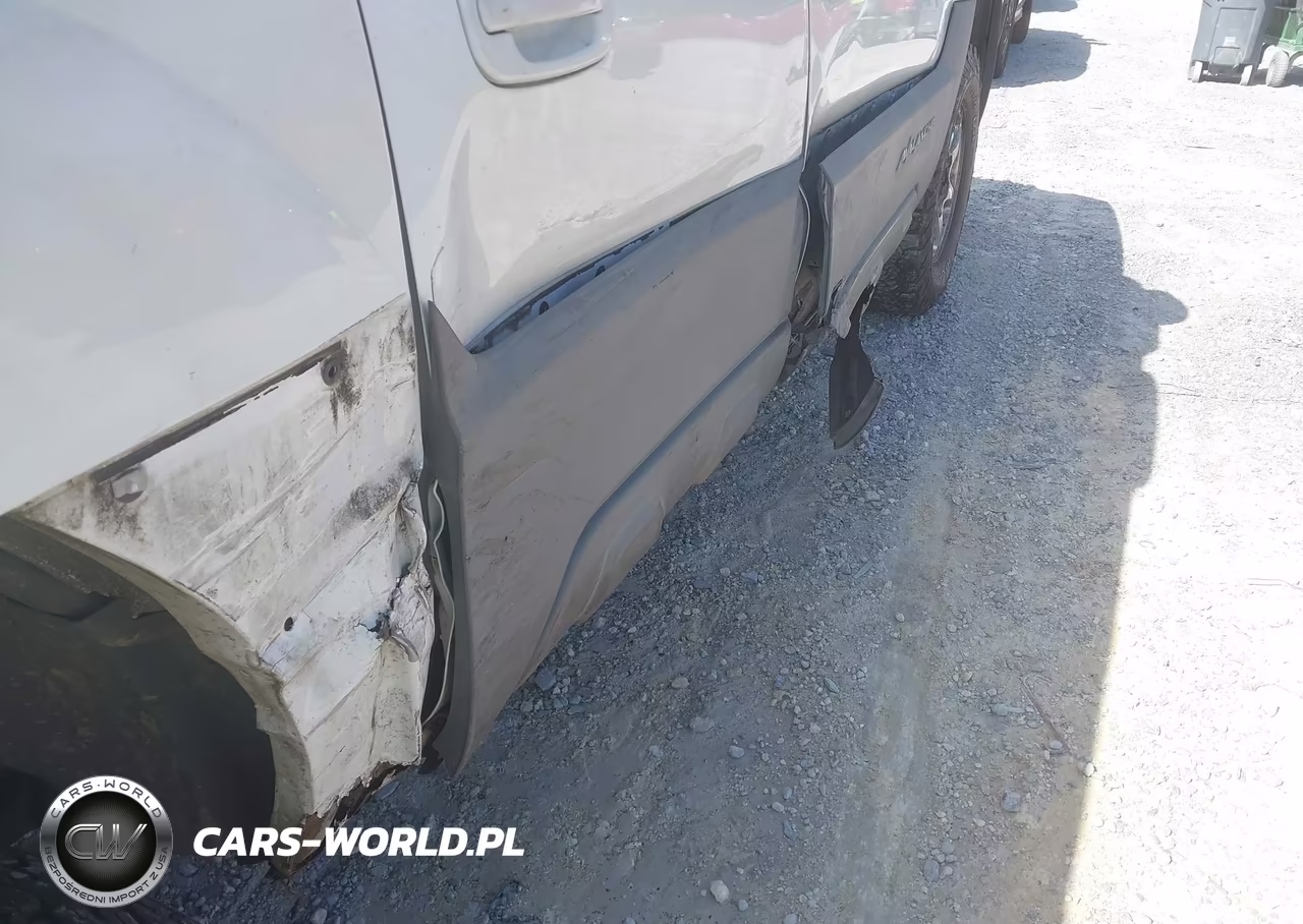 2002 Chevrolet Avalanche 1500 VIN:3GNEK13T62G106339 - 13