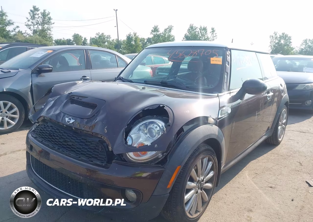 2010 Mini Cooper S VIN:WMWMF7C51ATZ69836 - 2