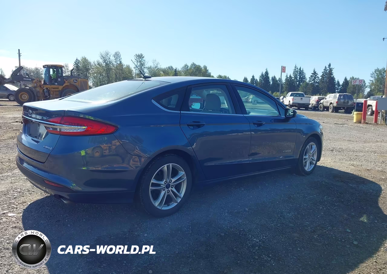 2018 Ford Fusion Hybrid S VIN:3FA6P0UU1JR254312 - 4
