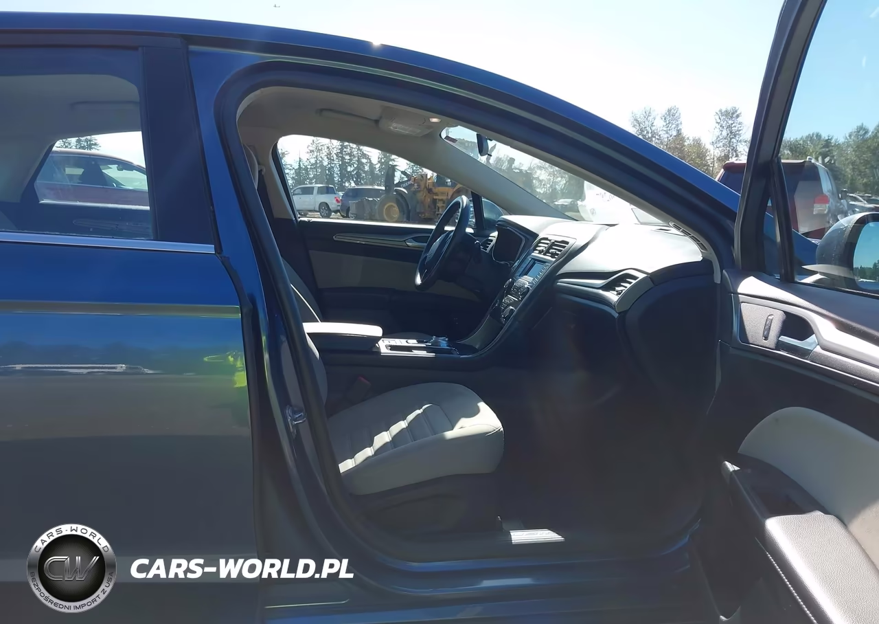 2018 Ford Fusion Hybrid S VIN:3FA6P0UU1JR254312 - 5