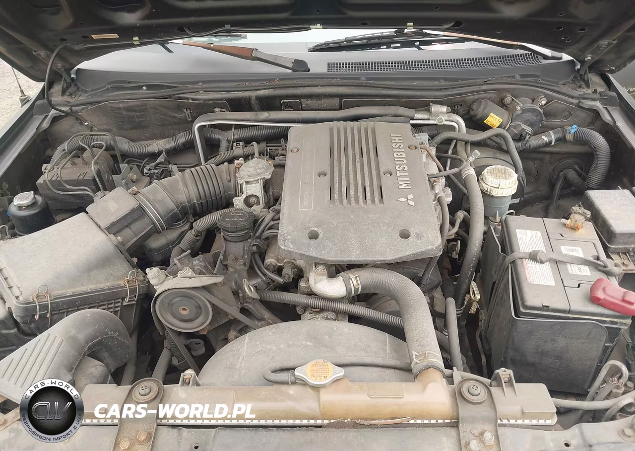 2001 Mitsubishi Montero Sport Xls VIN:JA4MT31H71P001504 - 10