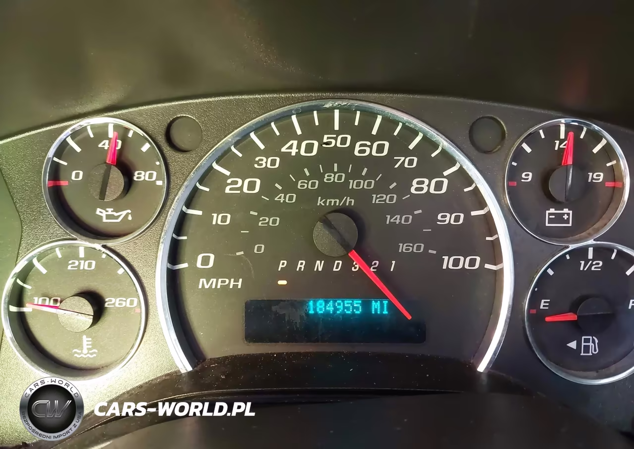 2008 Chevrolet Express Work Van VIN:1GCFG15X581157529 - 7