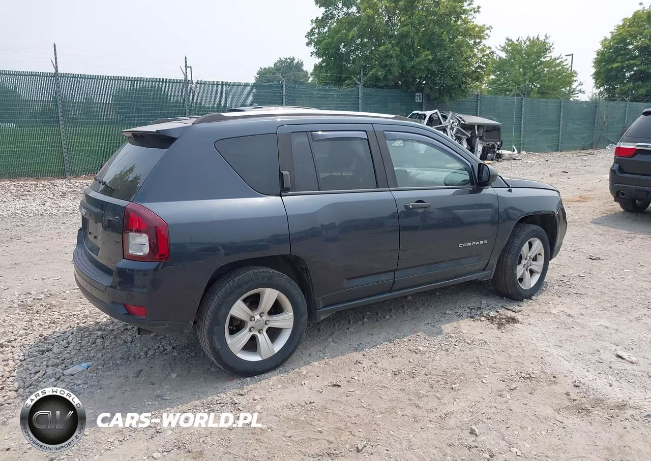 2014 Jeep Compass Sport VIN:1C4NJDBB4ED731037 - 4
