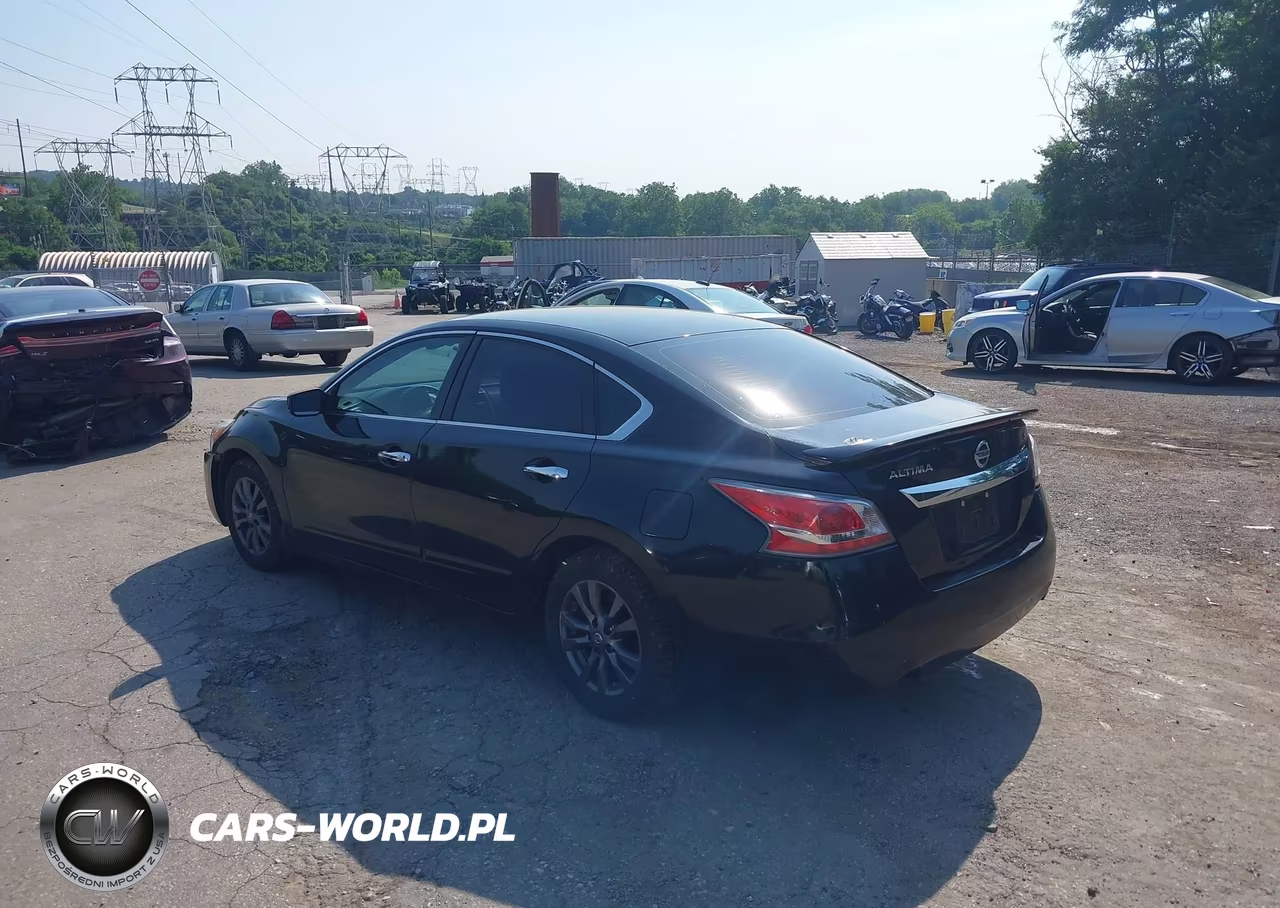 2015 Nissan Altima 2.5 S VIN:1N4AL3AP2FN407604 - 3