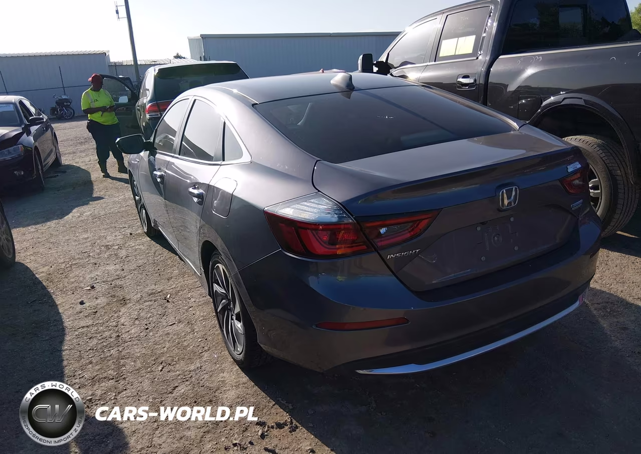 2020 Honda Insight Touring VIN:19XZE4F97LE009991 - 3