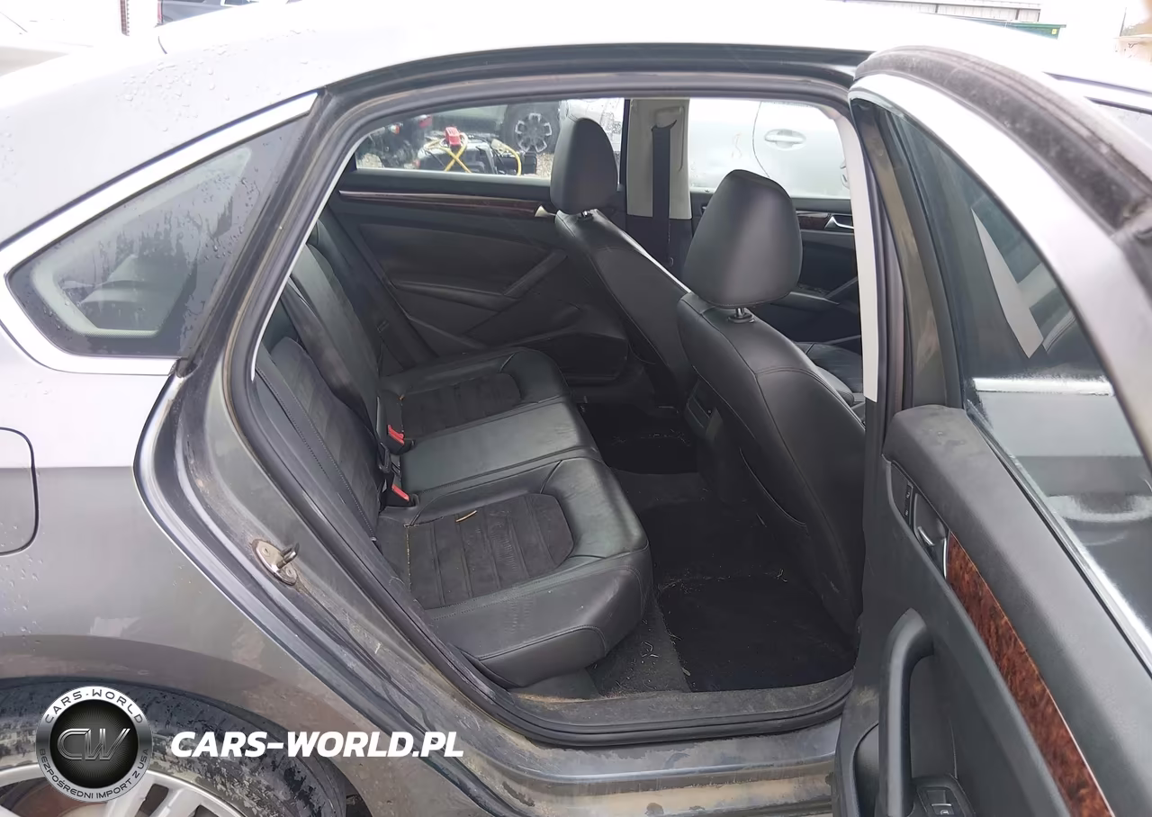 2012 Volkswagen Passat 2.0L Tdi Sel Premium VIN:1VWCN7A31CC098004 - 8