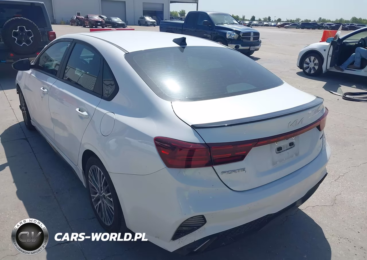 2023 Kia Forte Gt-Line VIN:3KPF54ADXPE518719 - 3