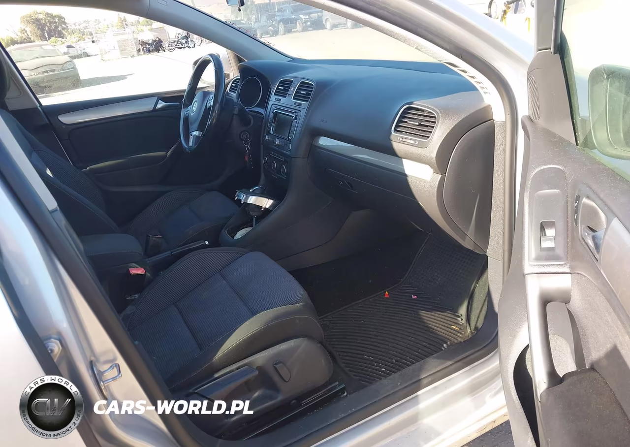 2013 Volkswagen Golf 2.0L Tdi 4-Door VIN:WVWDM7AJ3DW131688 - 5