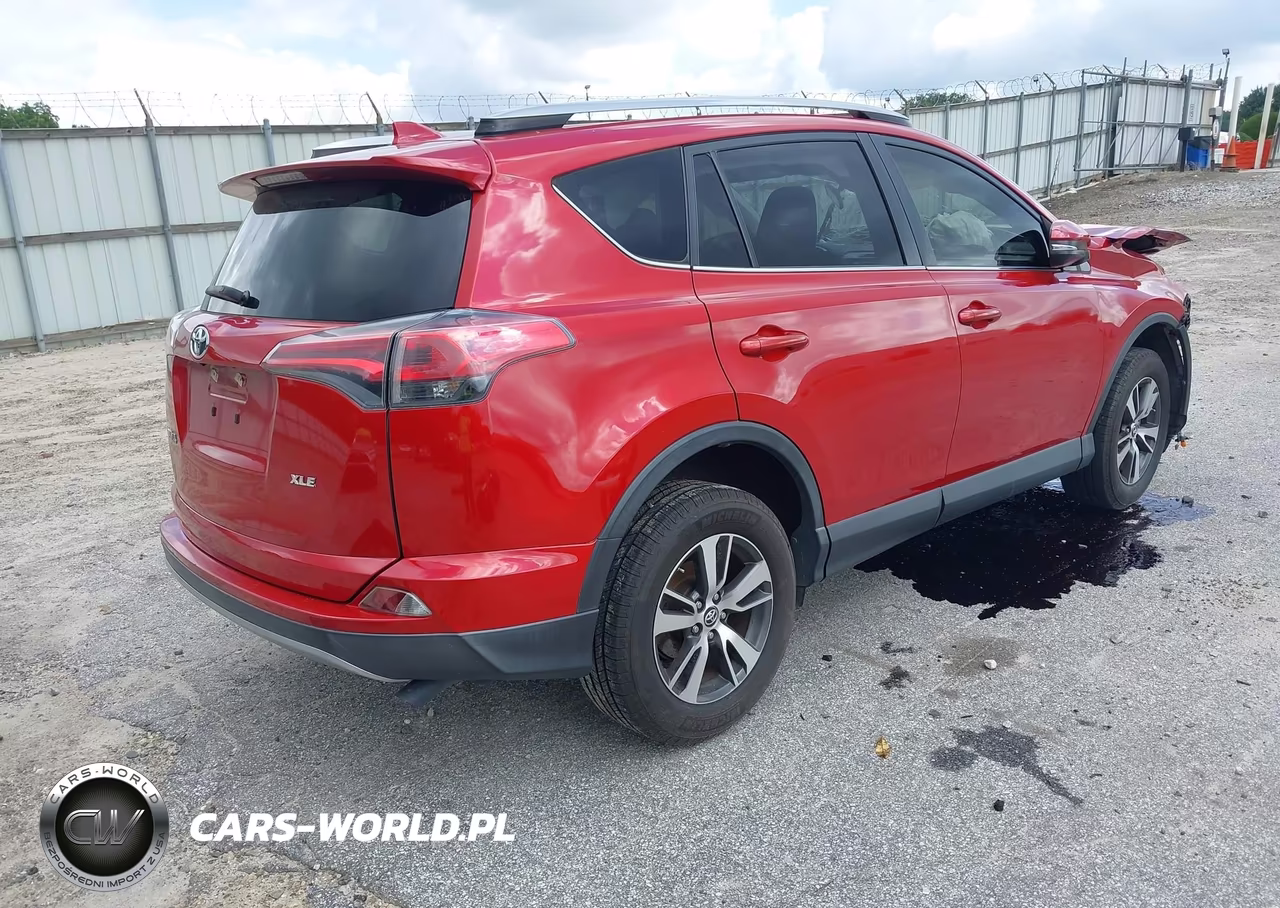 2017 Toyota Rav4 Xle VIN:JTMWFREV8HJ105943 - 4