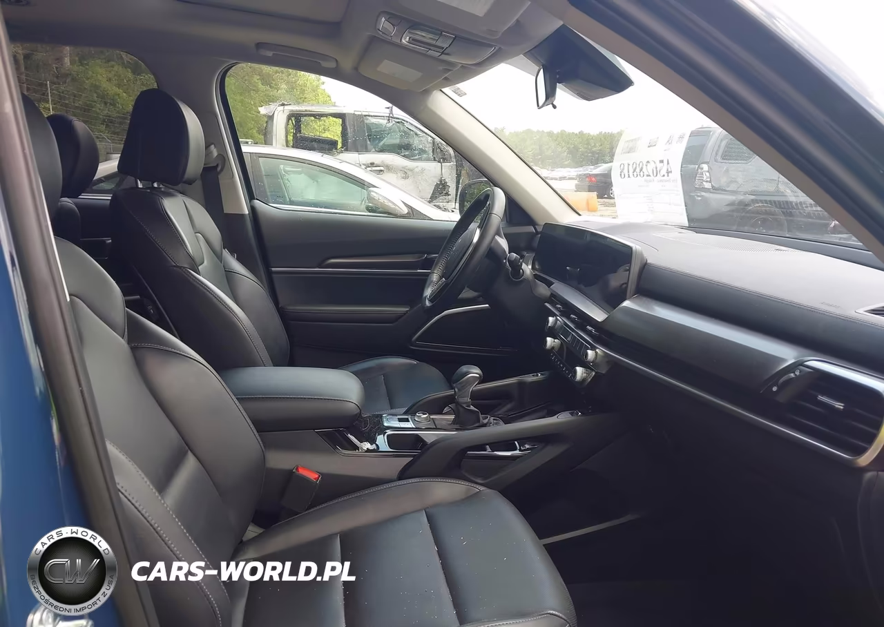 2025 Kia Telluride S VIN:5XYP6DGCXSG637236 - 5