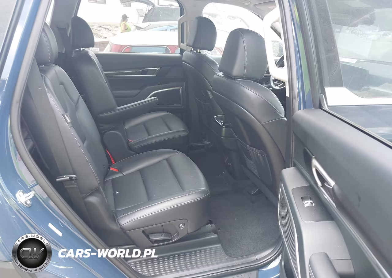 2025 Kia Telluride S VIN:5XYP6DGCXSG637236 - 8