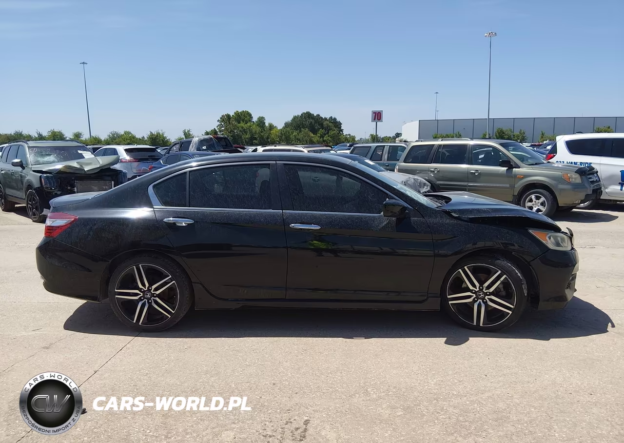 2016 Honda Accord Sport VIN:1HGCR2F52GA084975 - 13