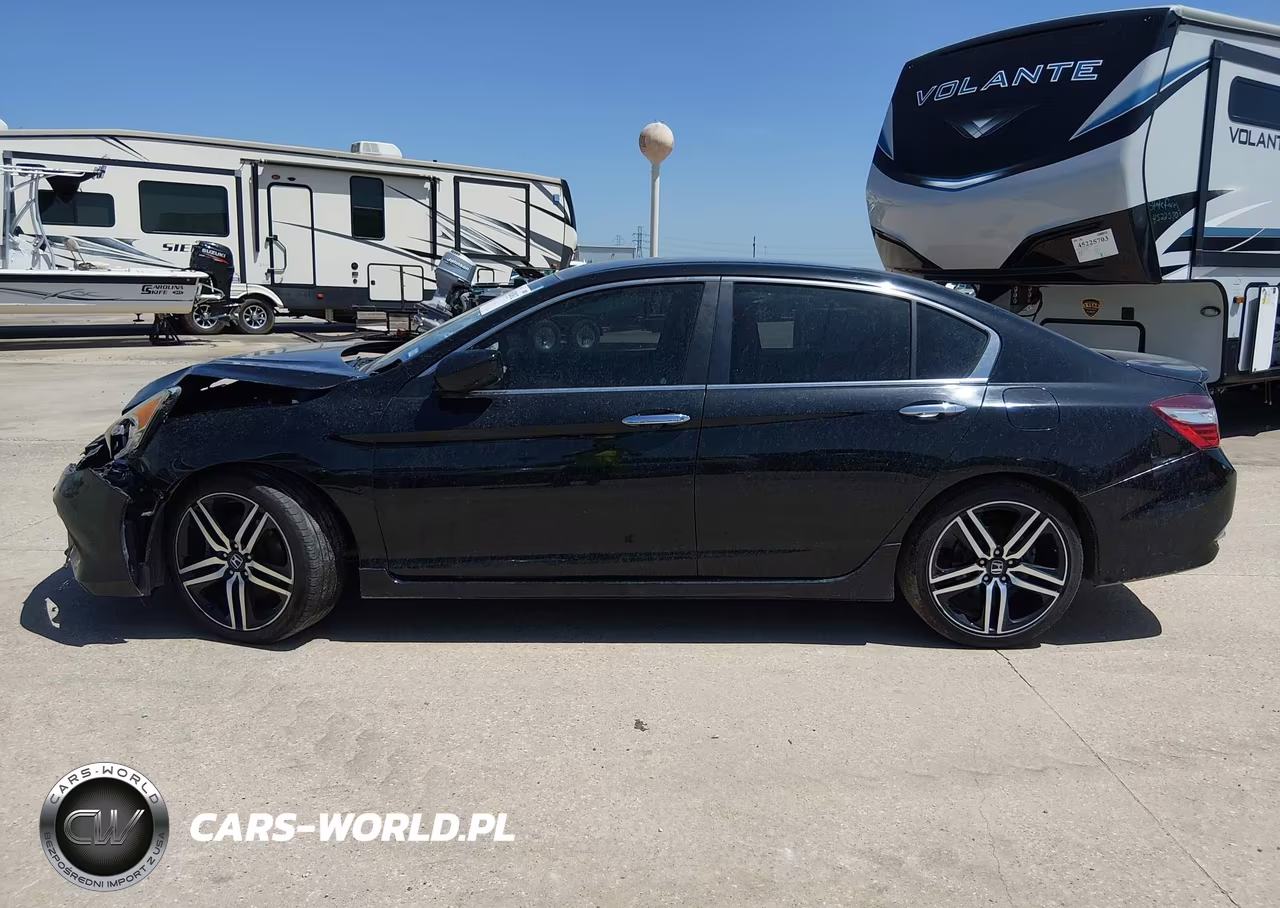 2016 Honda Accord Sport VIN:1HGCR2F52GA084975 - 14
