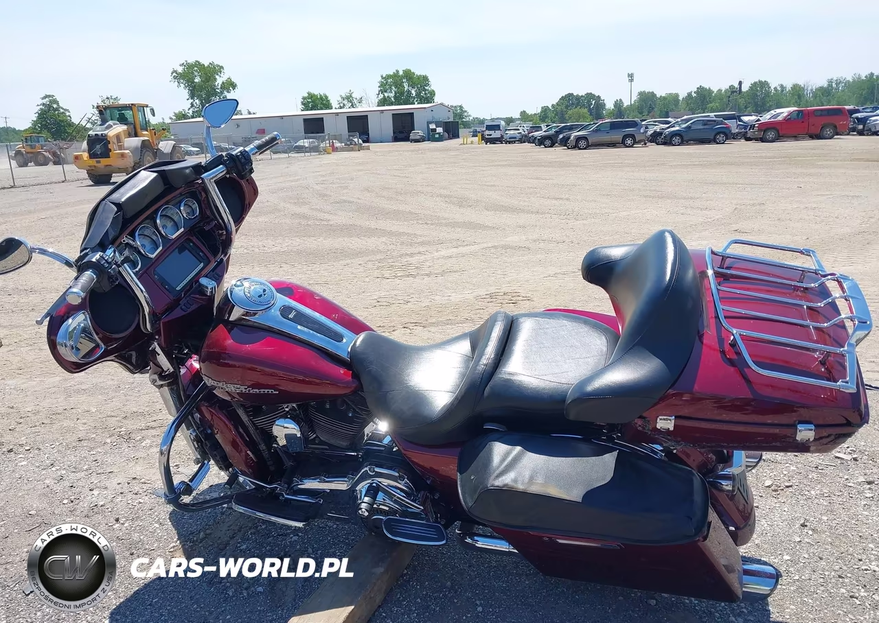 2014 Harley-Davidson Flhxs Street Glide Special VIN:1HD1KRM17EB705961 - 13