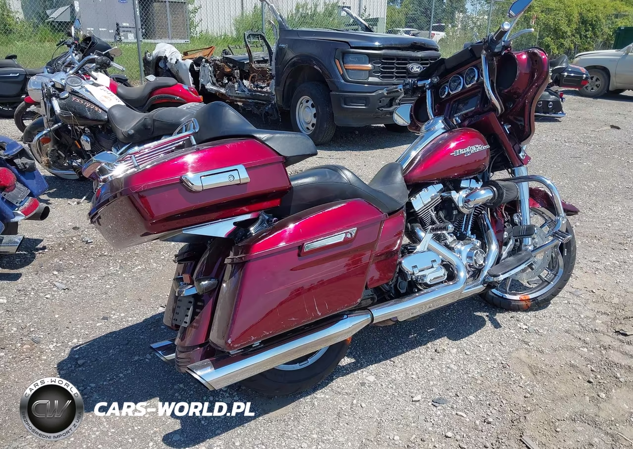 2014 Harley-Davidson Flhxs Street Glide Special VIN:1HD1KRM17EB705961 - 4