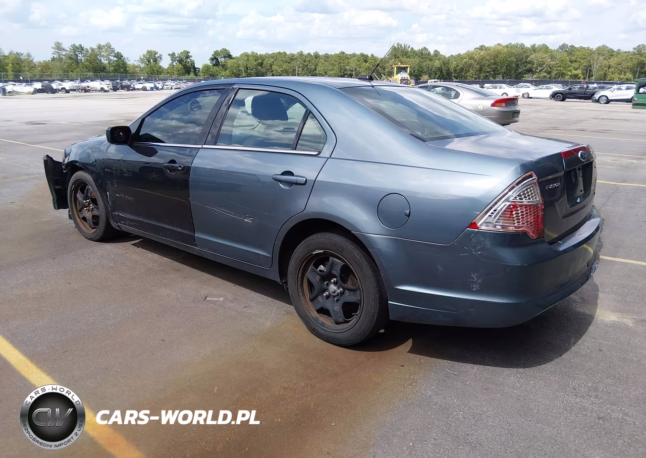 FORD FUSION VIN:3FAHP0HA7BR257564 - 3