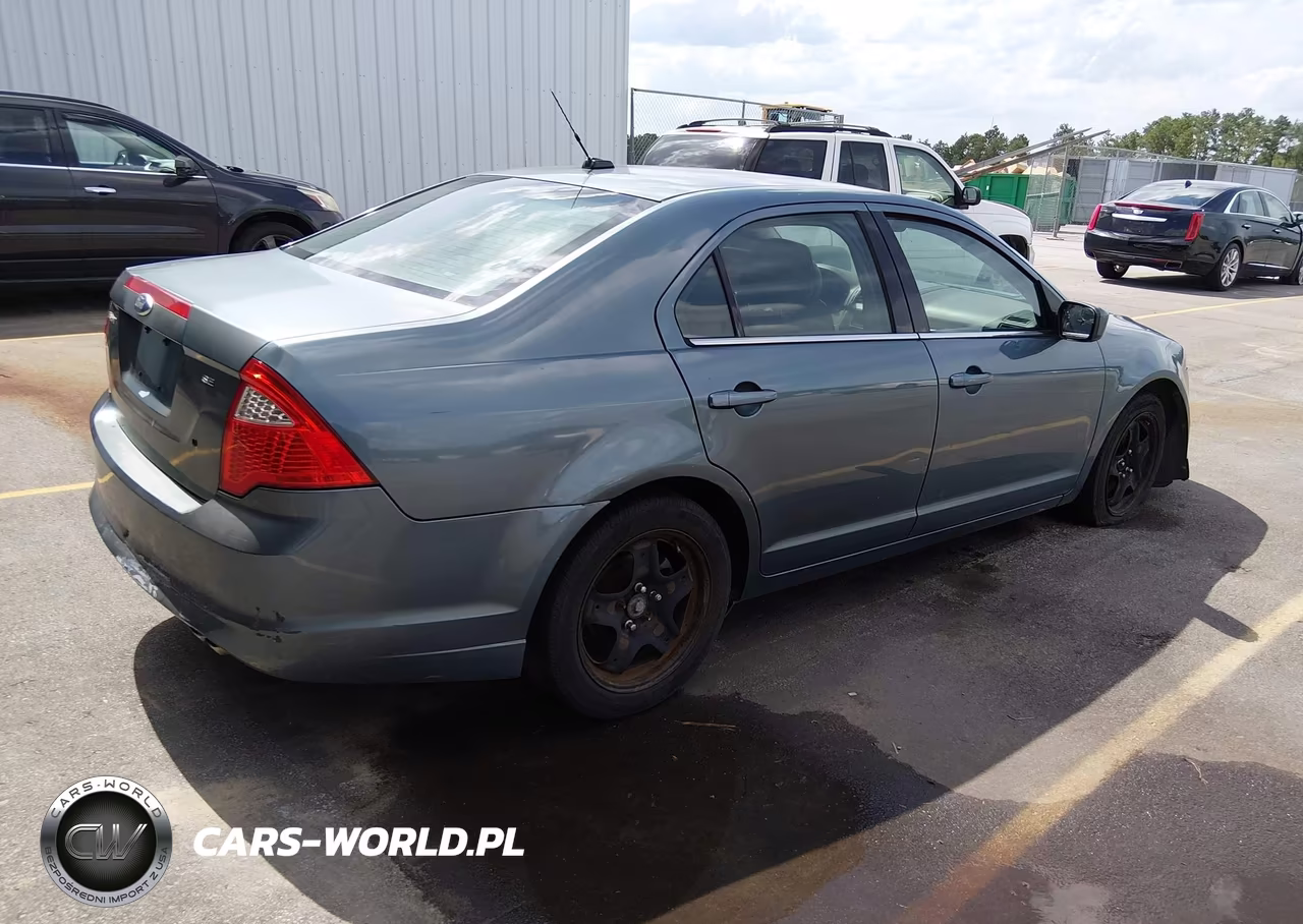 FORD FUSION VIN:3FAHP0HA7BR257564 - 4
