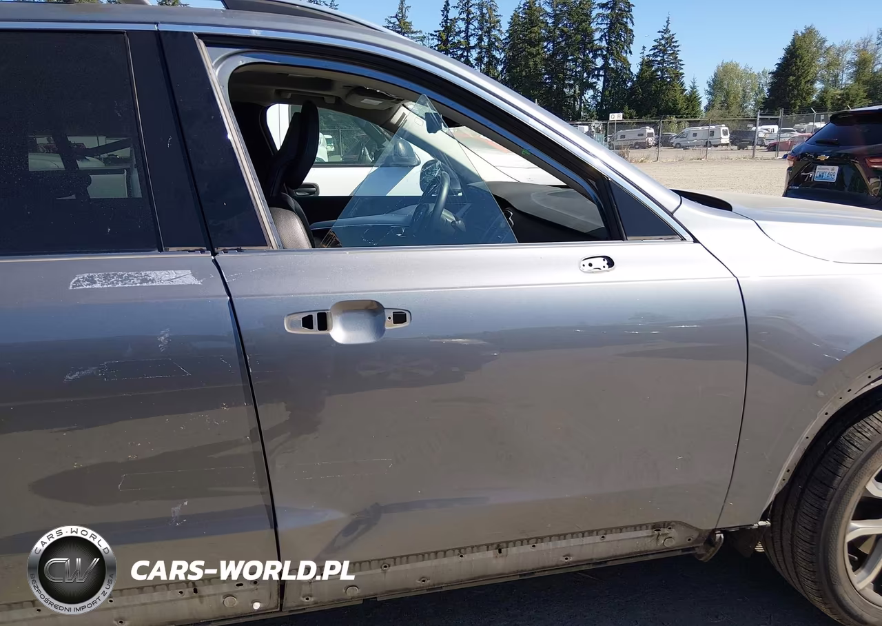 2017 Volvo Xc90 T6 Momentum VIN:YV4A22PK4H1112319 - 18