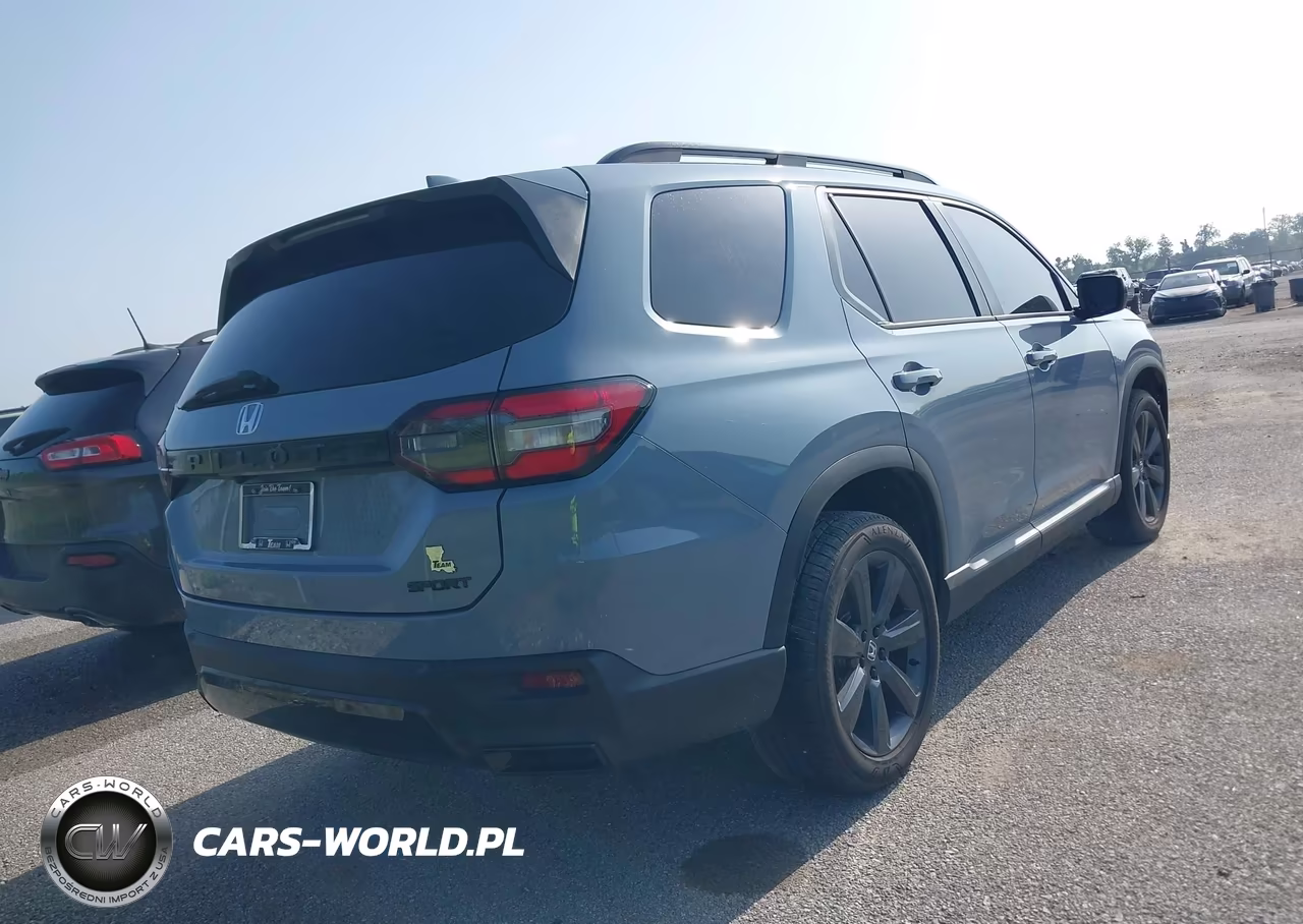 2026 Honda Pilot Sport VIN:5FNYG2H33TB001710 - 4