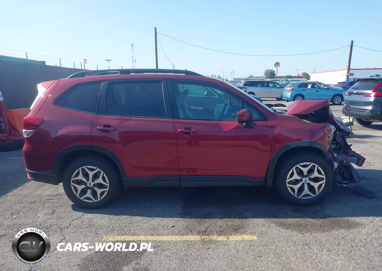 2020 Subaru Forester Premium VIN:JF2SKAJC0LH512351 - 13