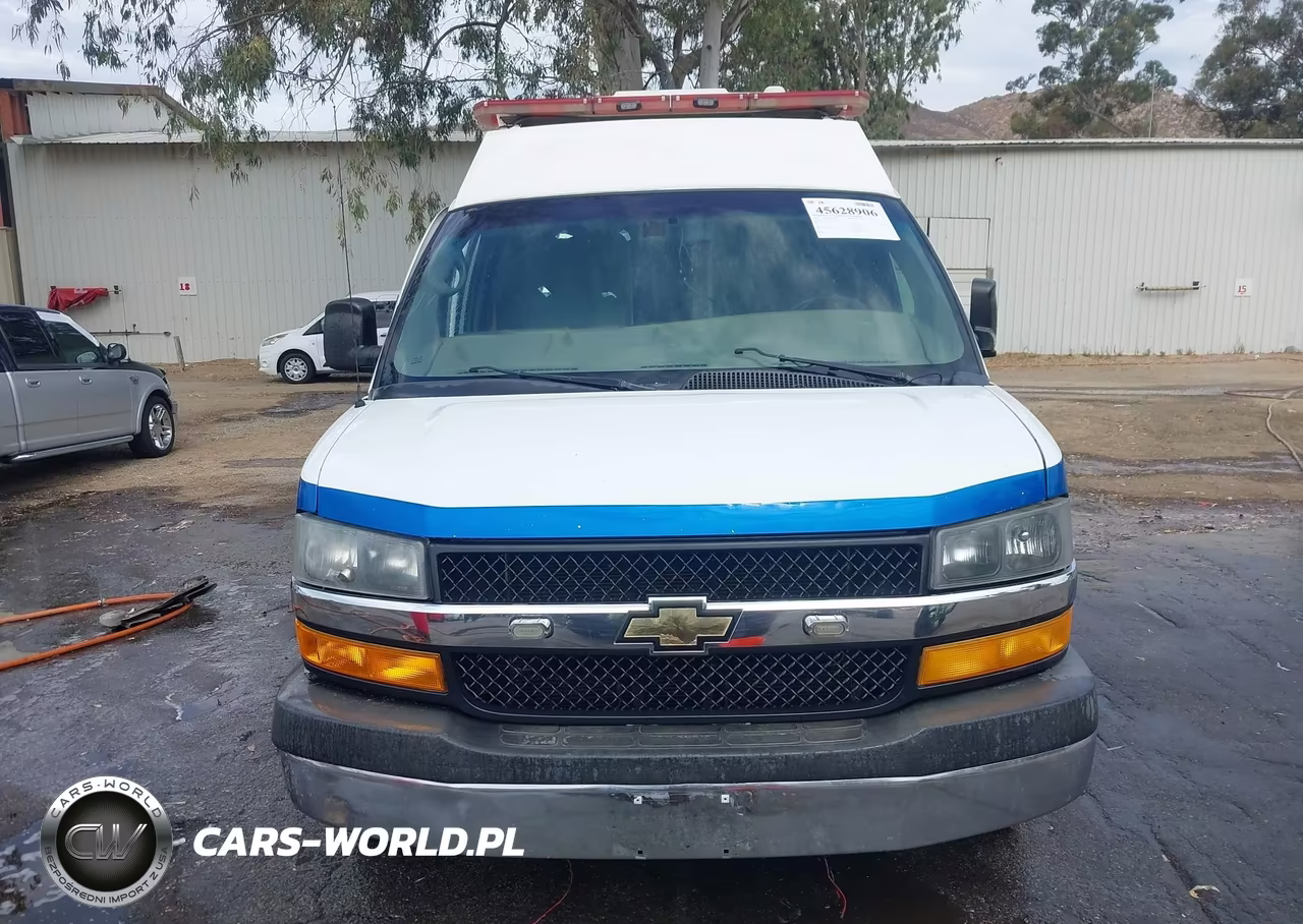 2014 Chevrolet Express 3500 VIN:1GBZGUCL5E1205612 - 13