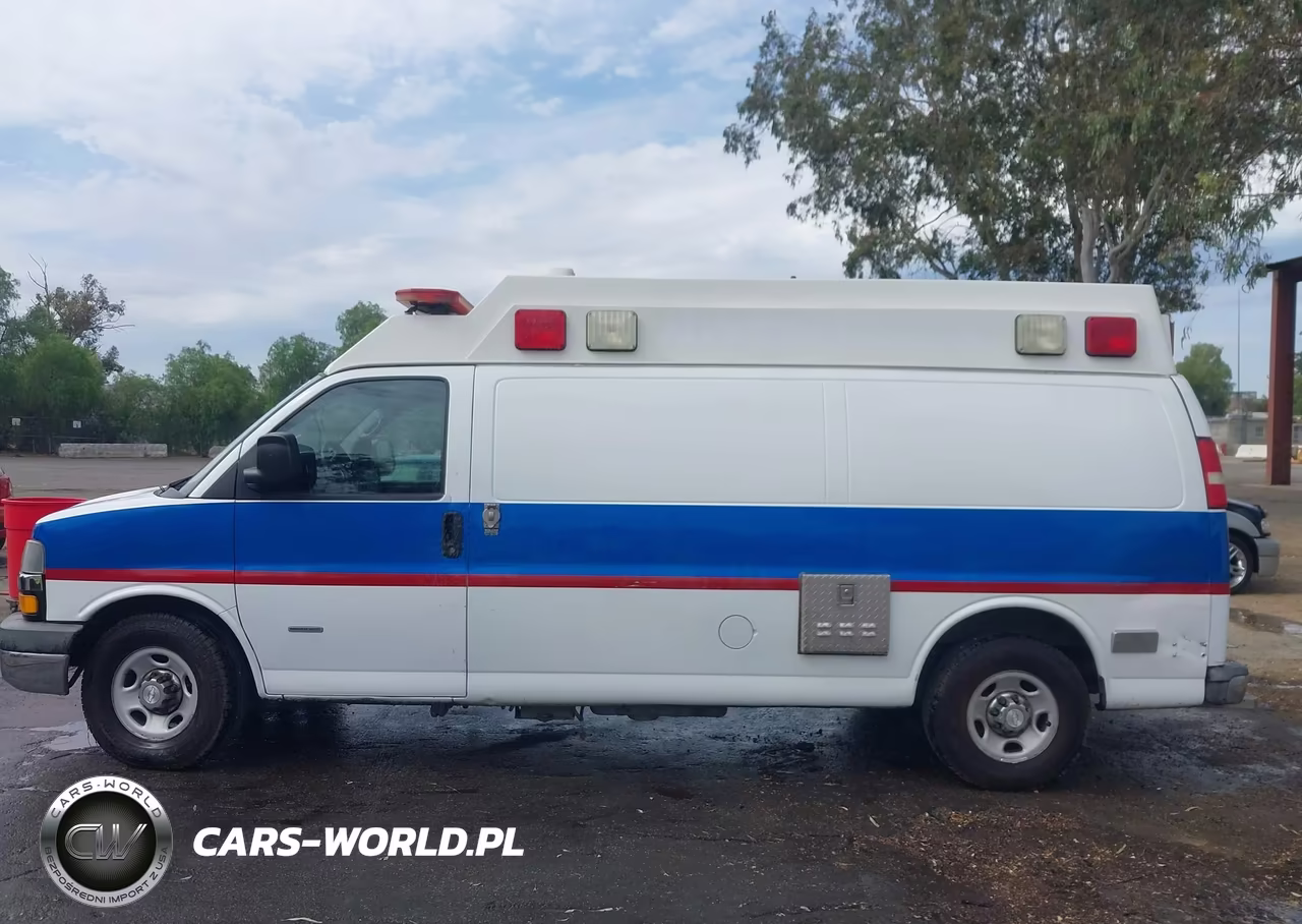 2014 Chevrolet Express 3500 VIN:1GBZGUCL5E1205612 - 15