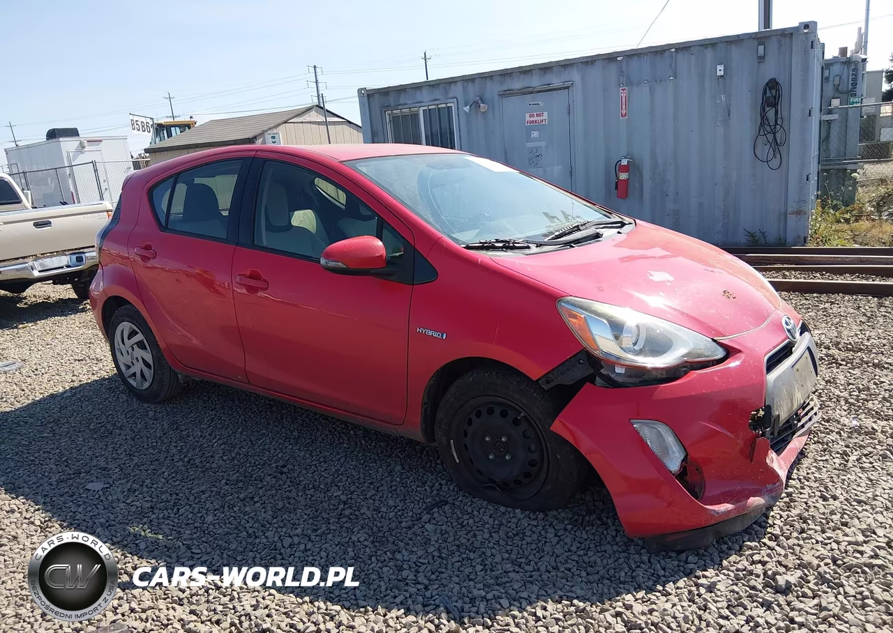 2015 Toyota Prius C One