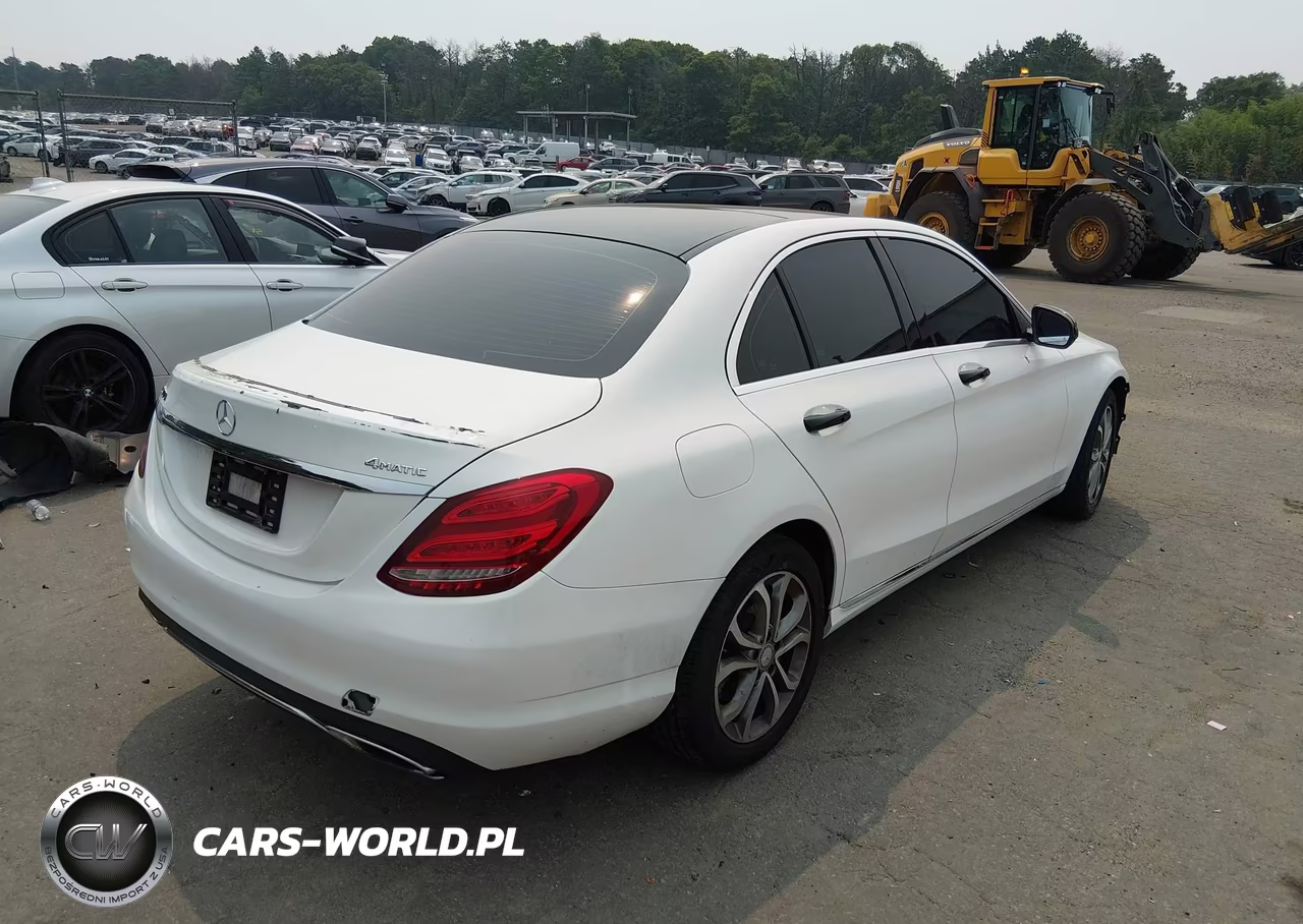 2016 Mercedes-Benz C 300 4Matic VIN:55SWF4KB2GU100691 - 4