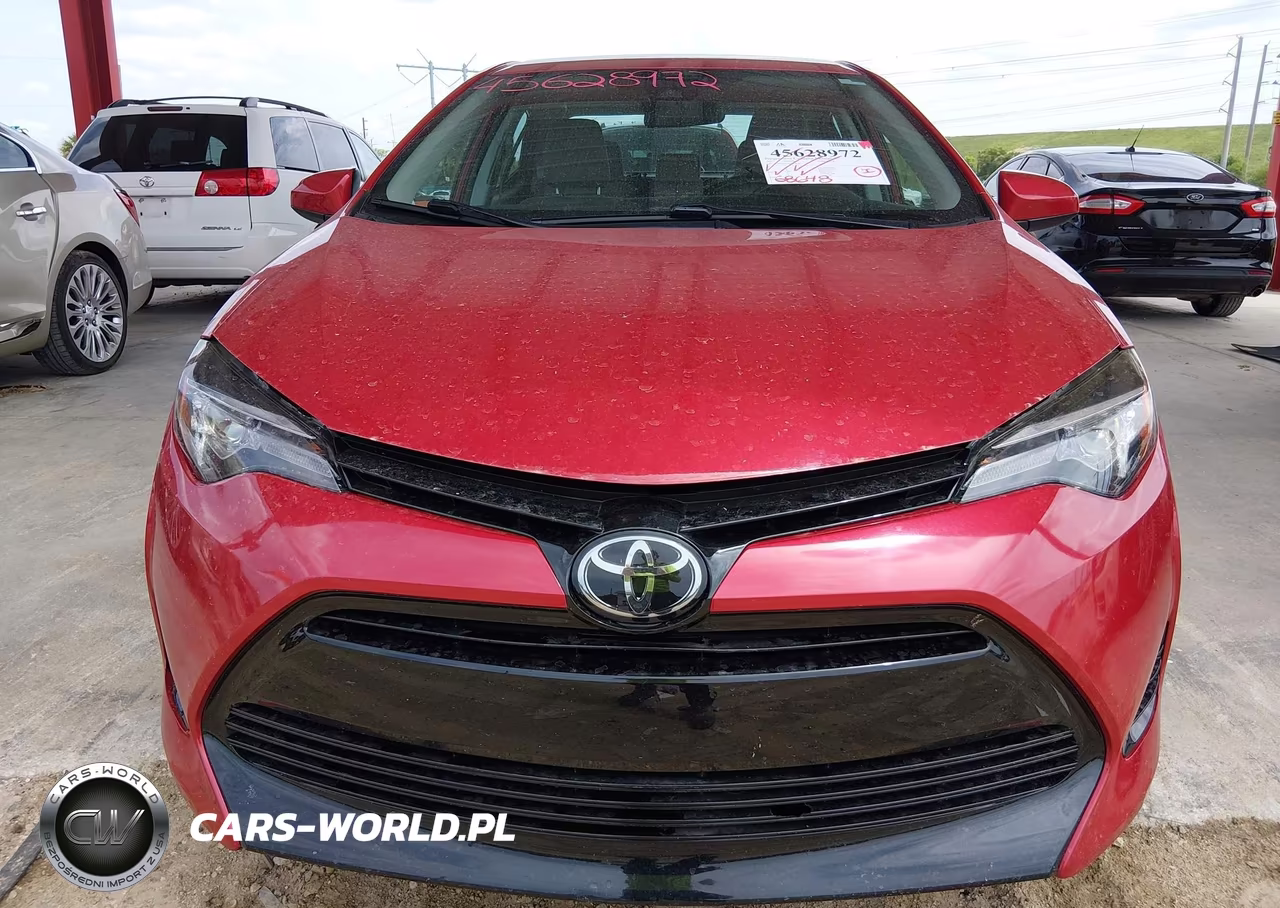 2017 Toyota Corolla Le VIN:2T1BURHE3HC815649 - 12