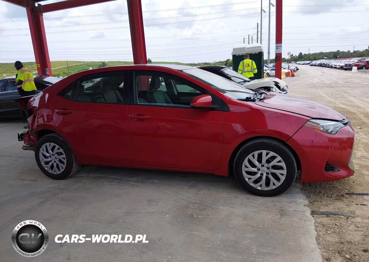 2017 Toyota Corolla Le VIN:2T1BURHE3HC815649 - 13