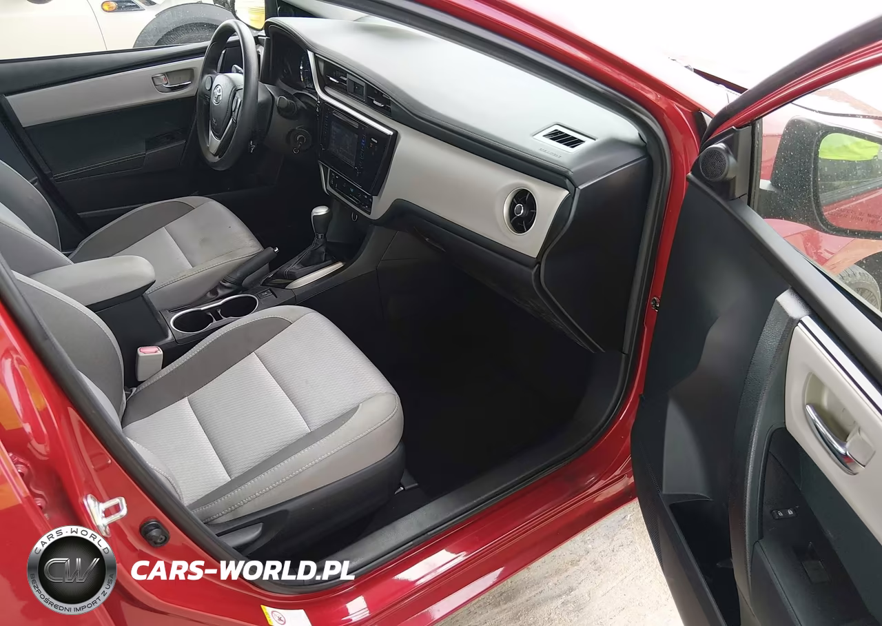 2017 Toyota Corolla Le VIN:2T1BURHE3HC815649 - 5