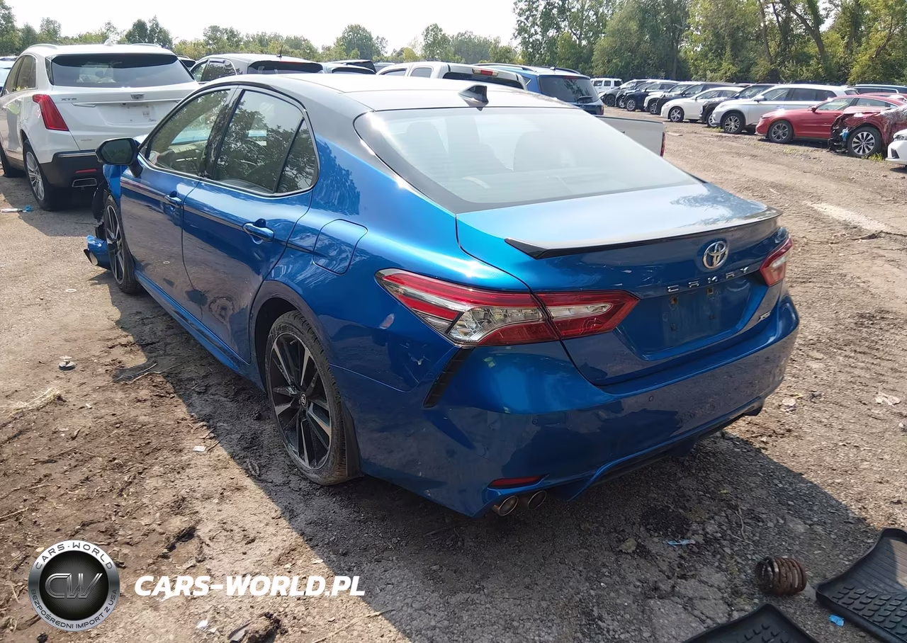 2019 Toyota Camry Xse VIN:4T1B61HK9KU165233 - 3