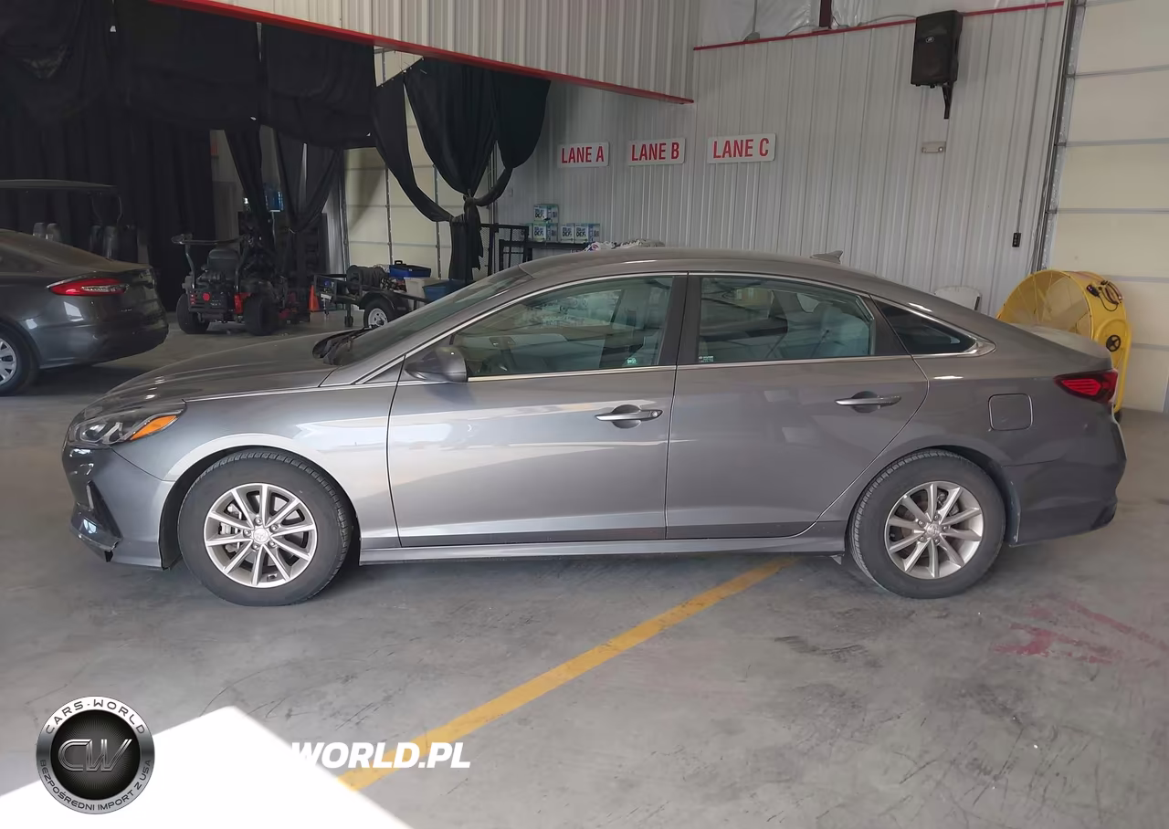 2019 Hyundai Sonata Eco VIN:5NPE24AA0KH773880 - 16