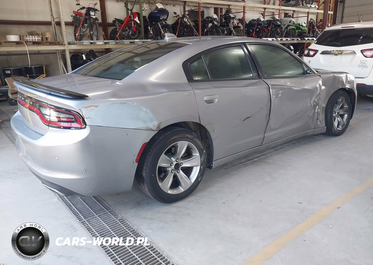 2018 Dodge Charger Sxt Plus Rwd VIN:2C3CDXHG9JH124491 - 4