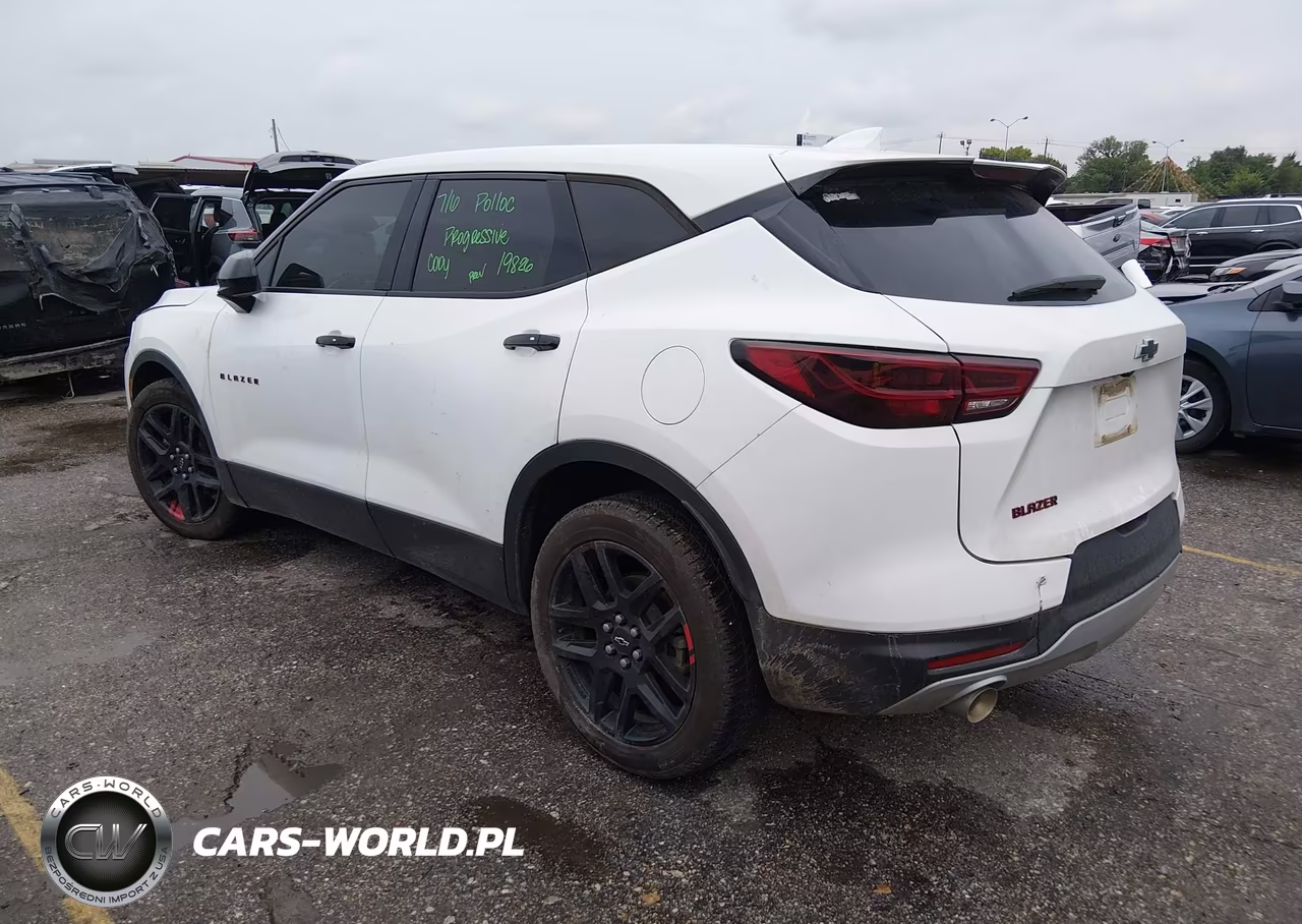 2024 Chevrolet Blazer Fwd 2Lt VIN:3GNKBCR4XRS121724 - 3